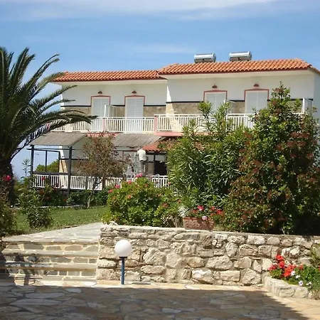 西斯克斯旅馆 卢特拉基利尼斯