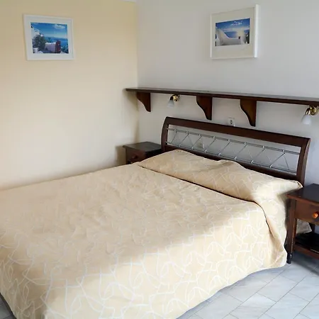 招待所 西斯克斯旅馆 卢特拉基利尼斯